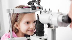 Qual a importância da consulta com oftalmologista na infância? 36